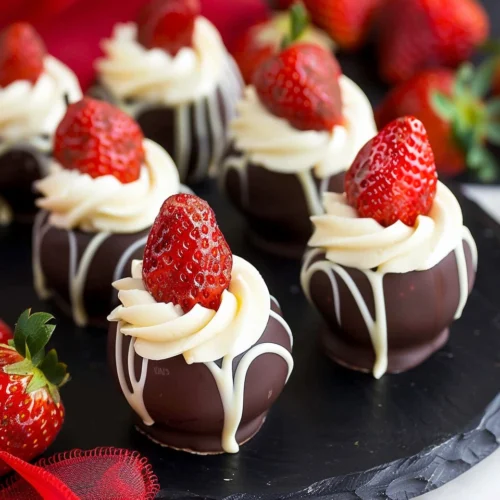 Chocolate Covered Cheesecake Strawberries