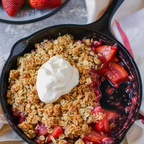 Skillet Strawberry Rhubarb Crisp